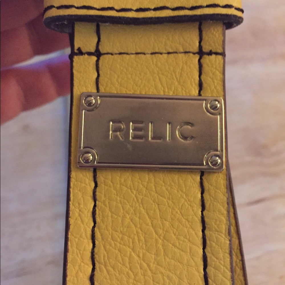 Relic Belt with tags yellow in color size Large - Picture 6 of 8